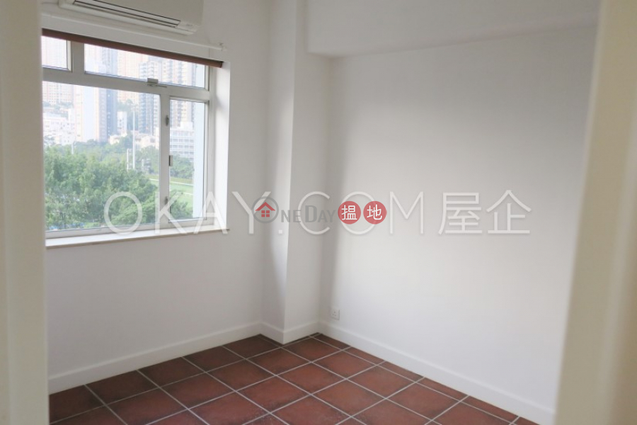 HK$ 25,000/ month, Winner Building Wan Chai District, Cozy 2 bedroom on high floor with racecourse views | Rental