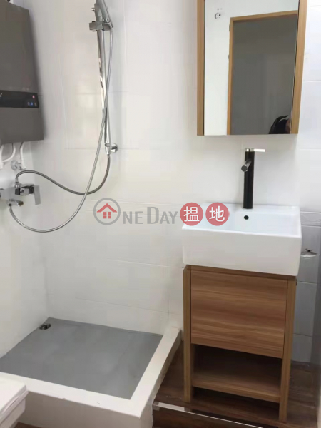 香港搵樓|租樓|二手盤|買樓| 搵地 | 住宅出售樓盤私家天台，翻新，木地板，2房，西環