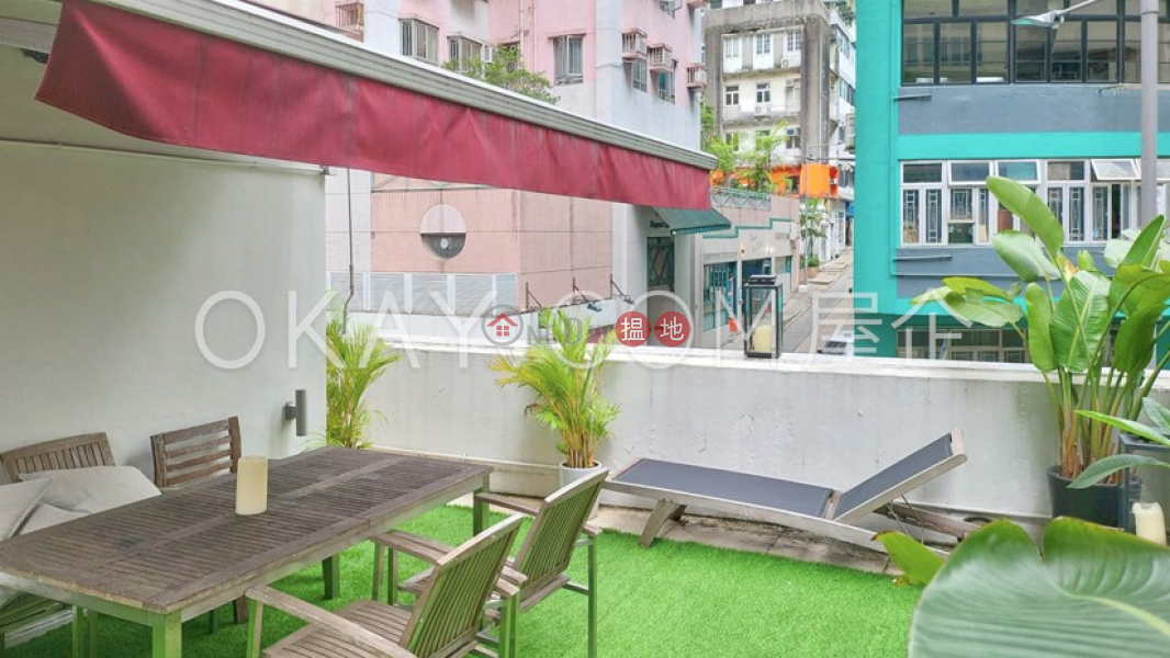 HK$ 26,000/ month, Curios Court | Western District | Elegant 1 bedroom with terrace | Rental