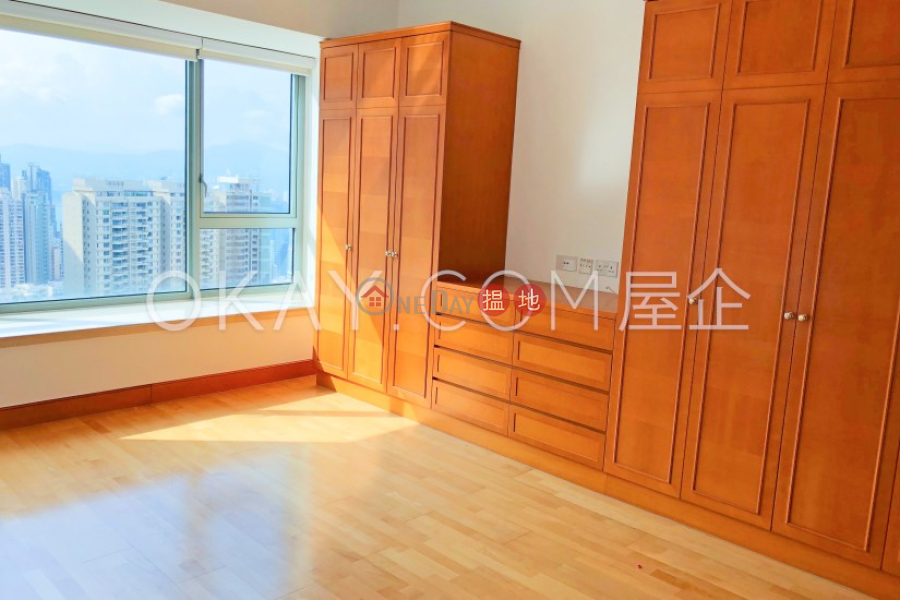 HK$ 95,000/ month Branksome Crest | Central District Luxurious 3 bedroom with harbour views, balcony | Rental