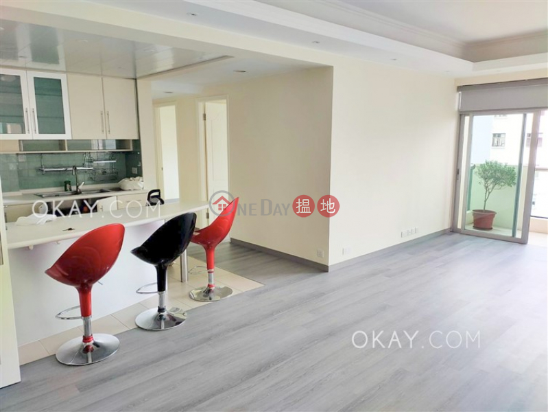 Elegant 3 bedroom on high floor with balcony & parking | Rental | Silver Fair Mansion 銀輝大廈 Rental Listings