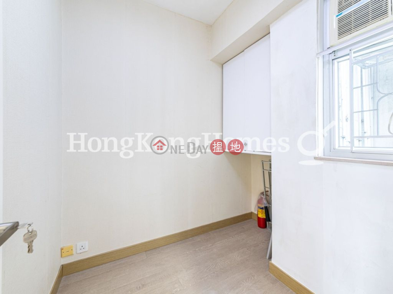 3 Bedroom Family Unit for Rent at Capital Building, 175-191 Lockhart Road | Wan Chai District, Hong Kong | Rental, HK$ 28,000/ month