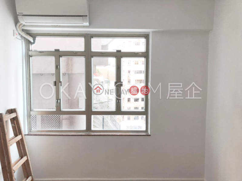 Efficient 3 bedroom in Mid-levels West | For Sale 10 Castle Road | Western District Hong Kong | Sales HK$ 17M