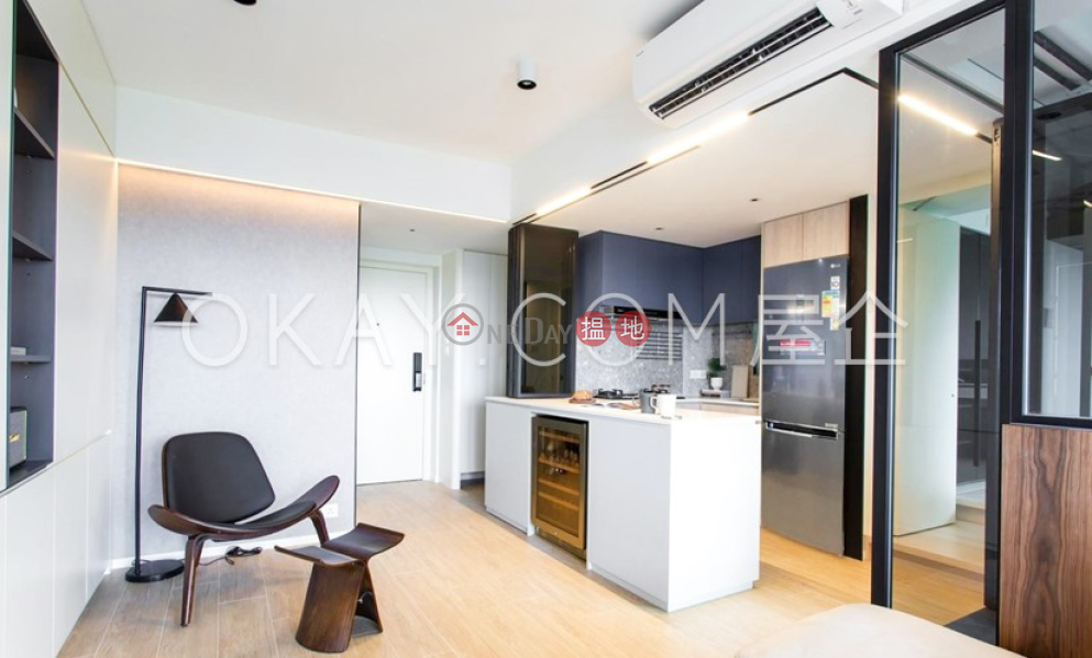 Tasteful 2 bedroom on high floor with balcony | For Sale | 8 Wah Fu Road | Western District | Hong Kong | Sales | HK$ 9.2M