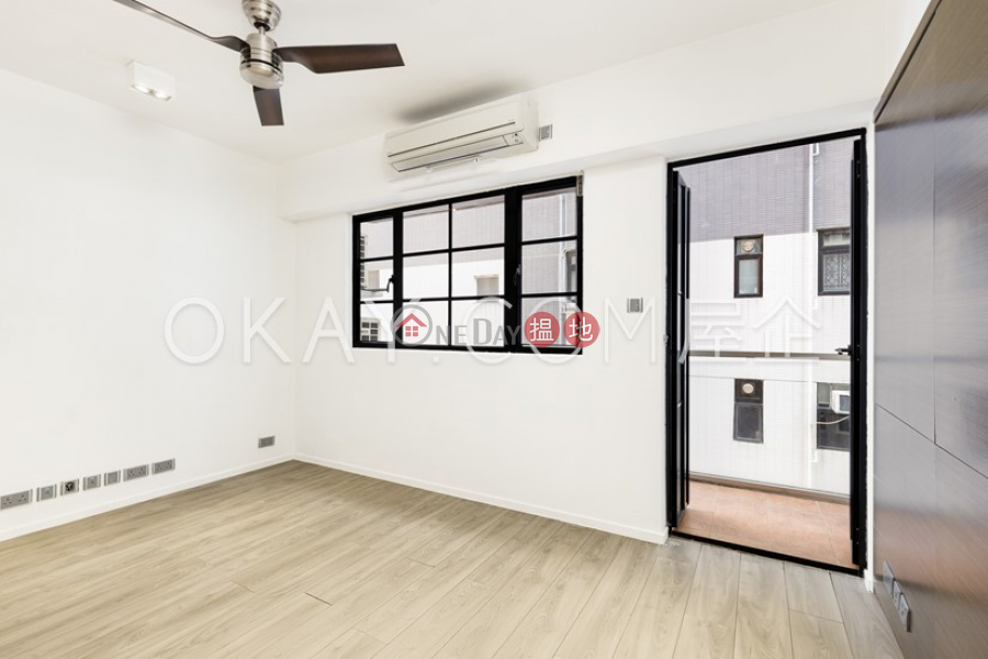 HK$ 15M | Chong Yuen Western District | Efficient 2 bedroom on high floor with parking | For Sale