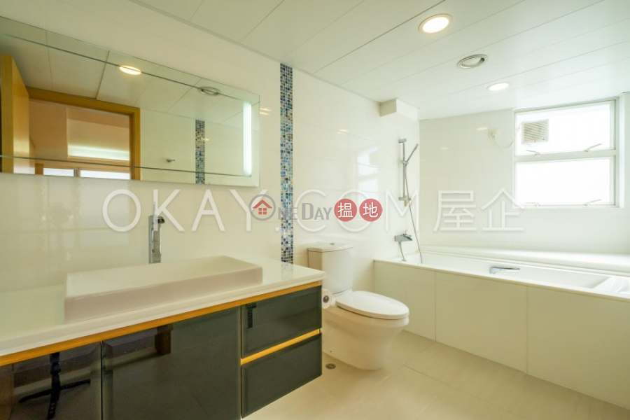 HK$ 70,000/ month Phase 2 Villa Cecil | Western District Beautiful 3 bedroom with balcony | Rental
