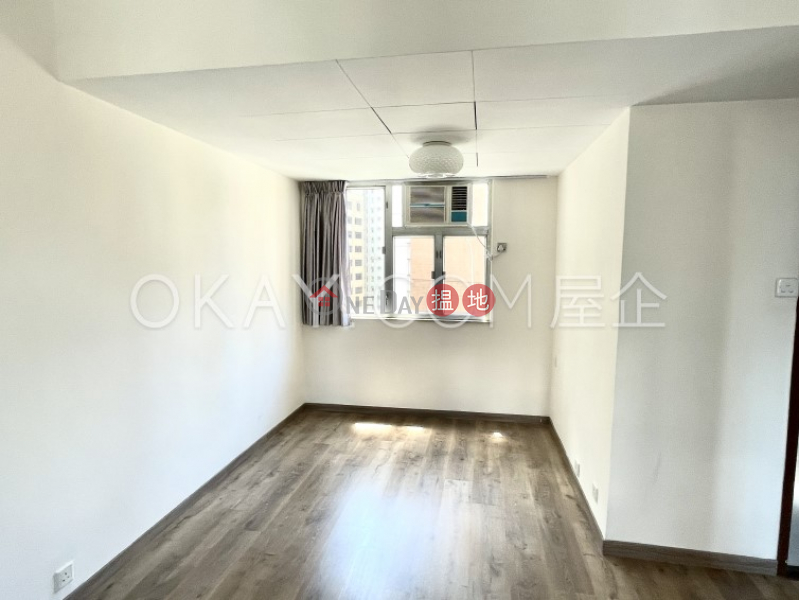 Generous 2 bedroom in Central | Rental, Sunrise House 新陞大樓 Rental Listings | Central District (OKAY-R277027)