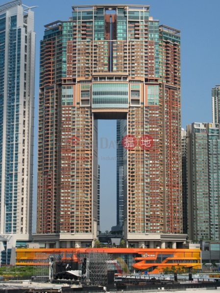 The Arch (凱旋門),West Kowloon | ()(1)