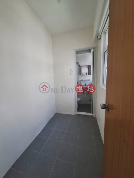 AMBER GARDEN 3 BED 2 BATH 1 CP + ROOFTOP, Amber Garden 安碧苑 Rental Listings | Wan Chai District (AMKPR-5742344815)