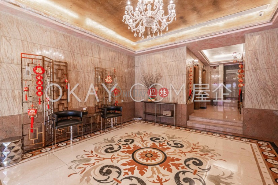 HK$ 6,750萬-康苑-西區-3房3廁,實用率高,連車位,露台康苑出售單位