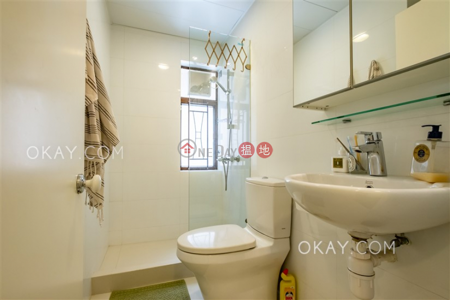 Charming 2 bedroom with terrace | Rental, 56 Bonham Road | Western District, Hong Kong Rental | HK$ 33,000/ month