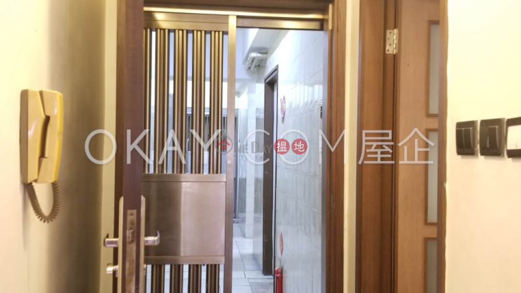 2房1廁,實用率高,極高層西寧閣出租單位35西寧街 | 西區|香港-出租-HK$ 33,000/ 月