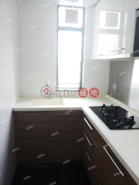 HK$ 42,000/ month Belcher\'s Hill | Western District, Belcher\'s Hill | 3 bedroom Mid Floor Flat for Rent