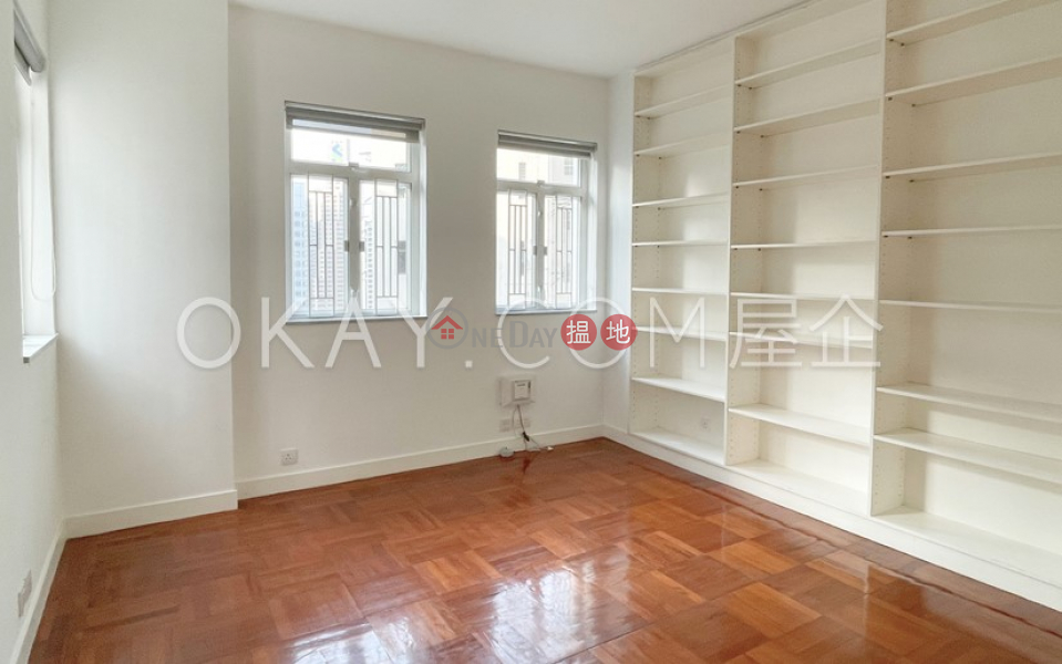 HK$ 62,000/ month Seaview Mansion, Central District | Gorgeous 3 bedroom with balcony & parking | Rental