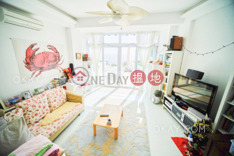 Nicely kept house on high floor with sea views | For Sale | Cheung Chau Peak Villa Block D 長洲山頂花園 E座 _0