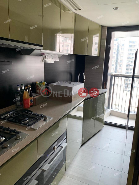 HK$ 50,000/ month | Wilton Place, Western District Wilton Place | 3 bedroom Mid Floor Flat for Rent