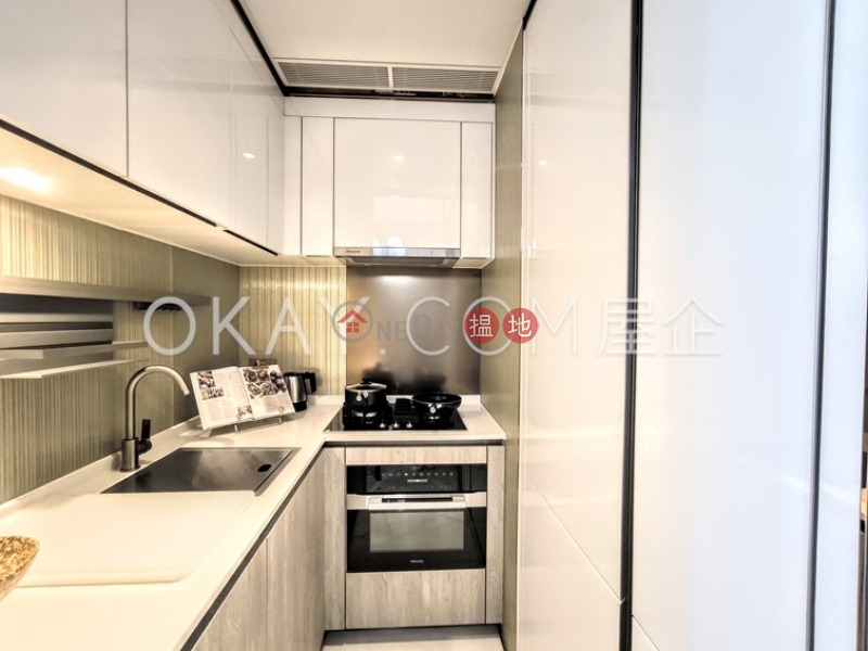 Tasteful 3 bedroom on high floor with balcony | Rental | 160-162 Queen\'s Road West 皇后大道西 160-162 號 Rental Listings