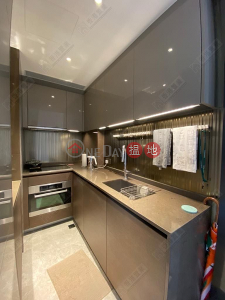 Harbour Pinnacle, Middle 26E Unit, Residential | Sales Listings HK$ 12M