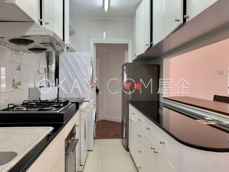 Efficient 3 bedroom on high floor with balcony | For Sale | Albron Court 豐樂閣 Sales Listings