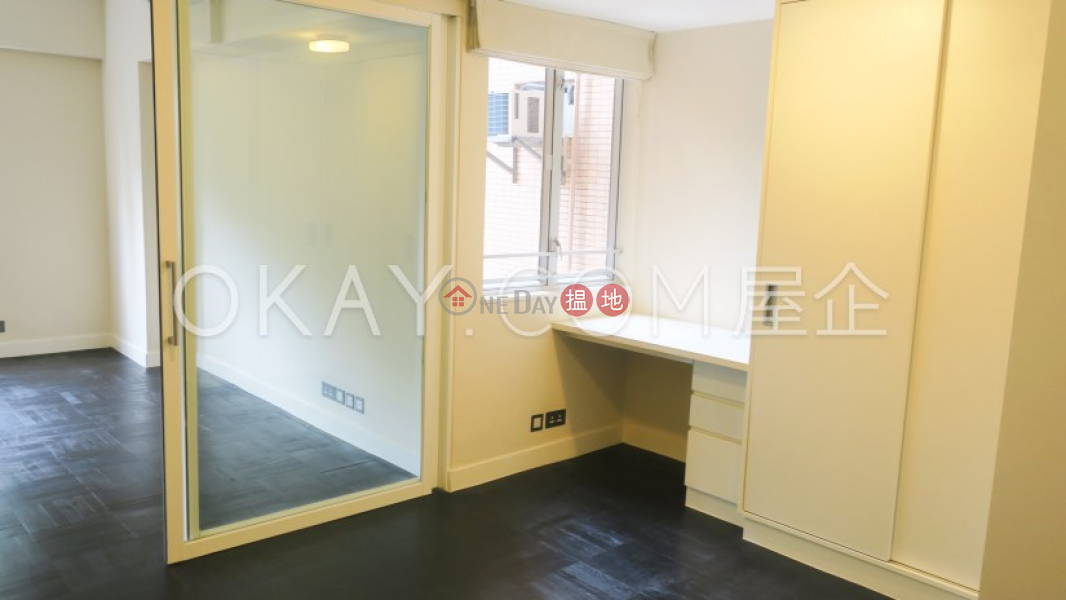 HK$ 38,000/ month Realty Gardens Western District | Charming 1 bedroom in Mid-levels West | Rental