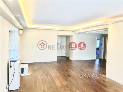 Rare 3 bedroom with balcony & parking | For Sale | Beverly Hill 比華利山 _0