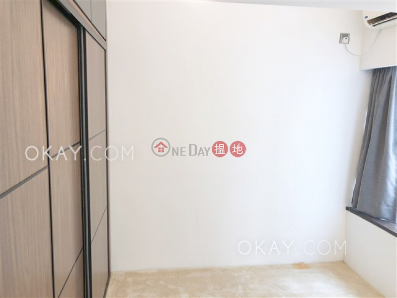 Luxurious 2 bedroom with balcony | Rental | Kam Fai Mansion 錦輝大廈 Rental Listings