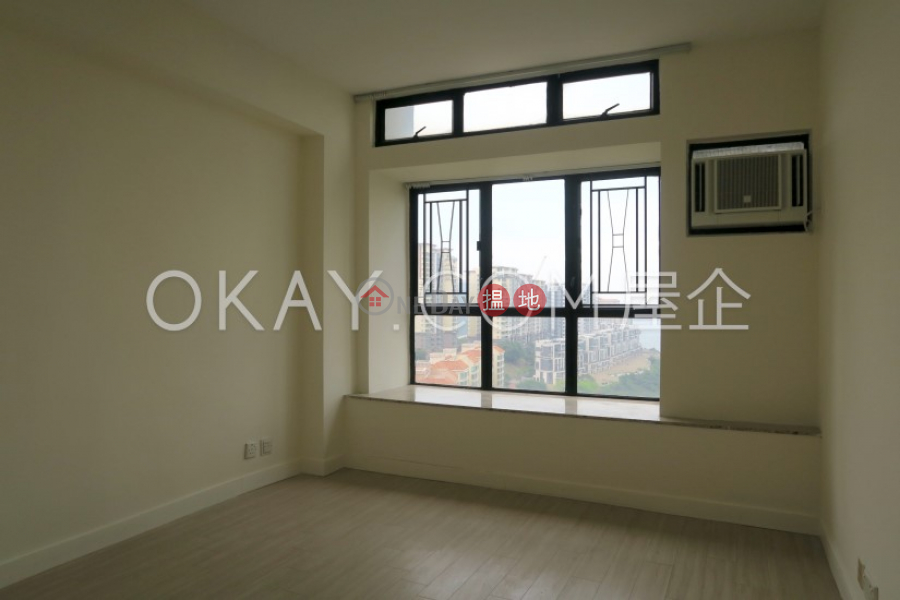 Generous 3 bedroom with sea views | Rental 21 Discovery Bay Road | Lantau Island | Hong Kong Rental | HK$ 25,000/ month