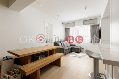 Nicely kept 2 bedroom in Wan Chai | Rental | Yue King Building 愉景樓 _0