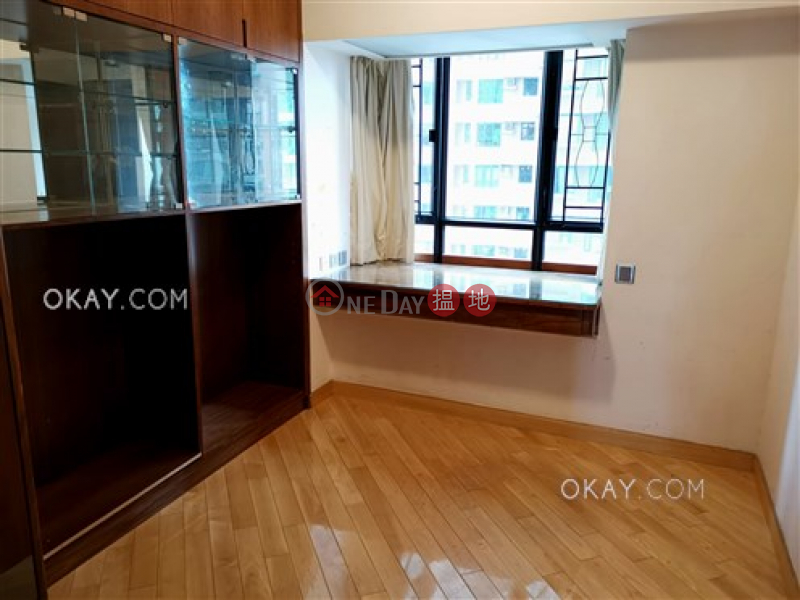 HK$ 75,000/ month, Dynasty Court Central District | Exquisite 3 bedroom with balcony & parking | Rental