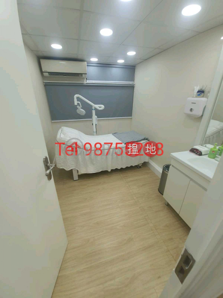 HK$ 29,800/ month Kam Fung Commercial Building Wan Chai District TEL: 98755238