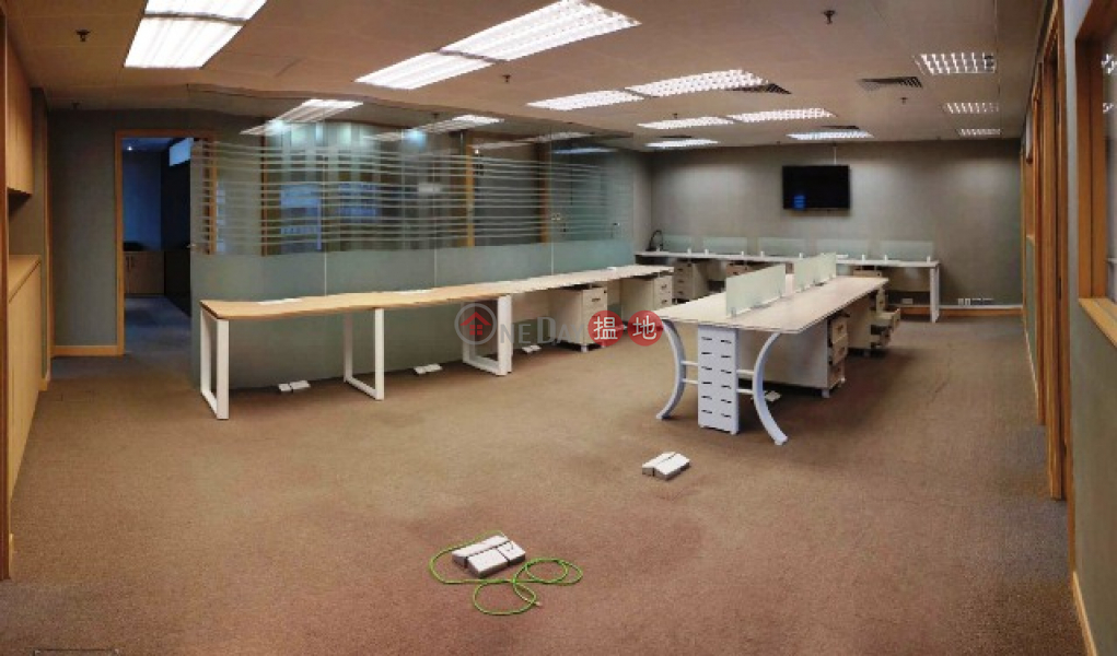 Seaview Mid Floor office at corner in Shun Tak Centre (West Tower) with 2 sides open, new deco for letting 168-200 Connaught Road Central | Western District Hong Kong | Rental, HK$ 173,332/ month
