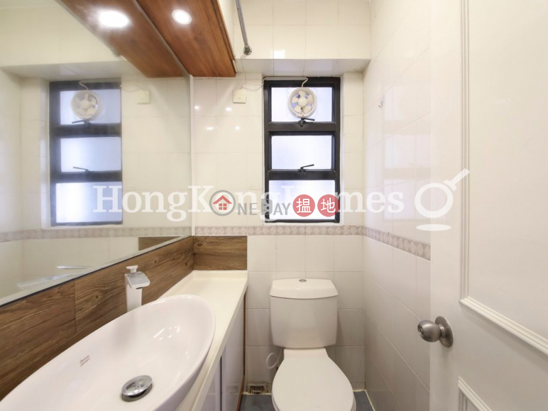 HK$ 30,000/ month | Kennedy Town Centre | Western District | 3 Bedroom Family Unit for Rent at Kennedy Town Centre
