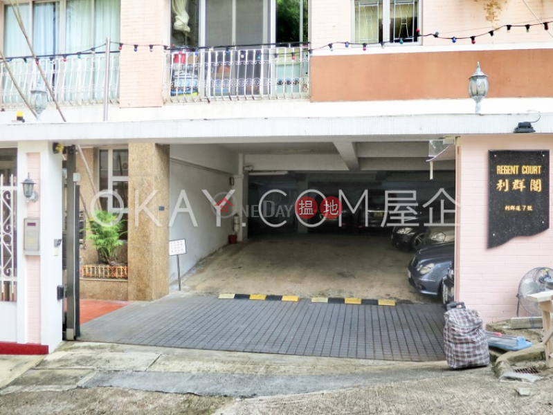 Tasteful 3 bedroom with parking | For Sale | Regent Court 利群閣 Sales Listings