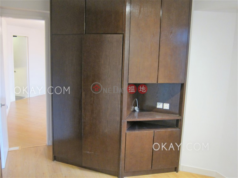 HK$ 30,000/ month Roc Ye Court Western District Rare 3 bedroom in Mid-levels West | Rental