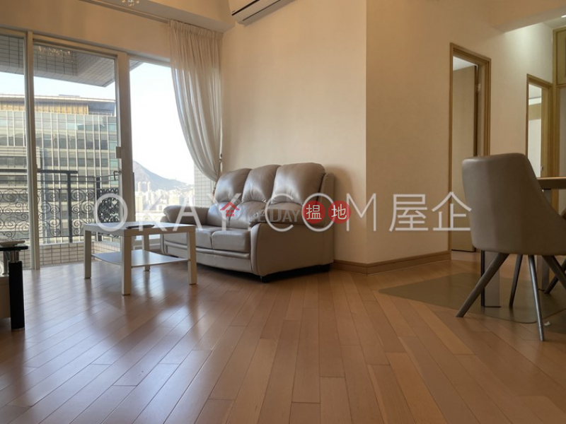 Stylish 3 bed on high floor with harbour views | For Sale | La Place De Victoria 慧雲峰 Sales Listings