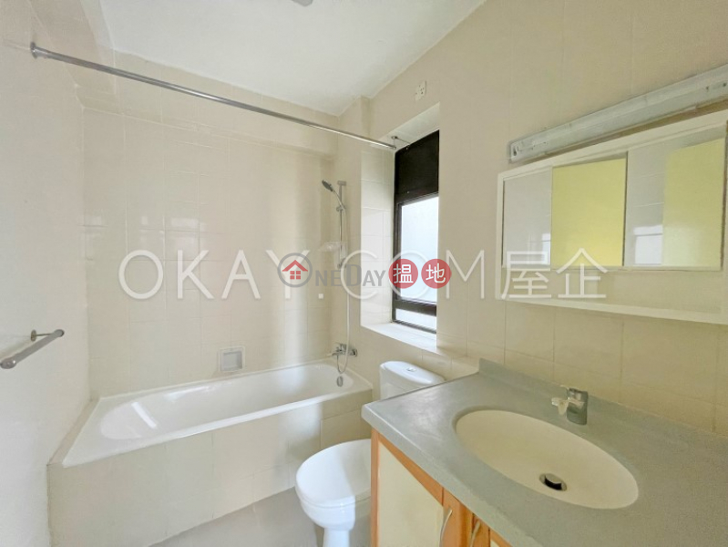 HK$ 71,400/ month Macdonnell House, Central District | Efficient 4 bedroom with balcony & parking | Rental