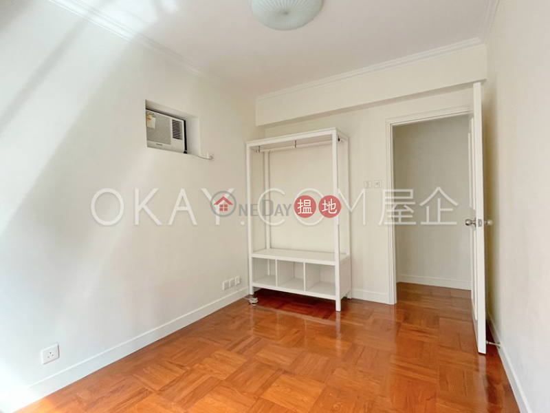 HK$ 33,800/ month | The Grand Panorama Western District, Unique 3 bedroom in Mid-levels West | Rental