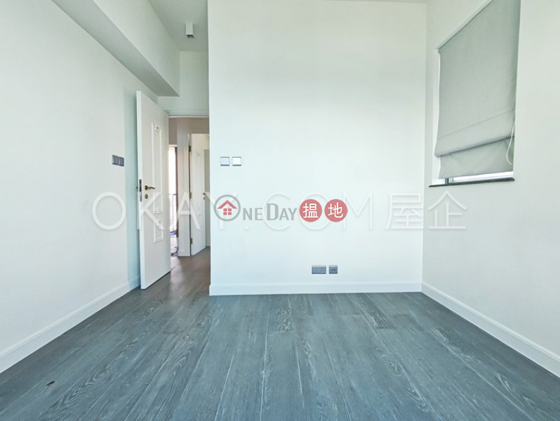 HK$ 34,000/ month, 2 Park Road | Western District | Stylish 2 bedroom on high floor with balcony | Rental