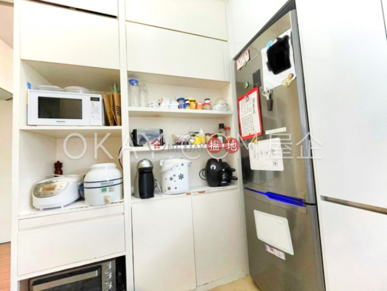 Property Search Hong Kong | OneDay | Residential Sales Listings, Charming 3 bedroom on high floor with rooftop & parking | For Sale