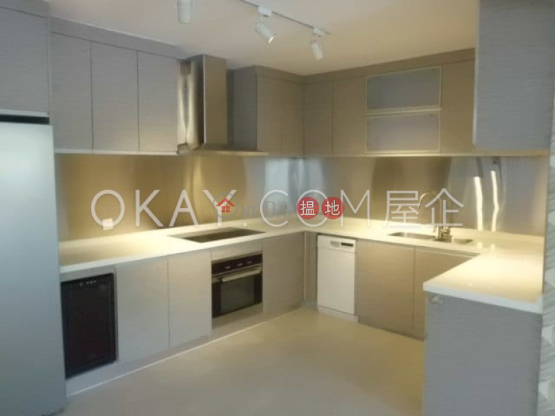HK$ 65,000/ month 48 Sheung Sze Wan Village Sai Kung | Stylish house with sea views, rooftop & terrace | Rental
