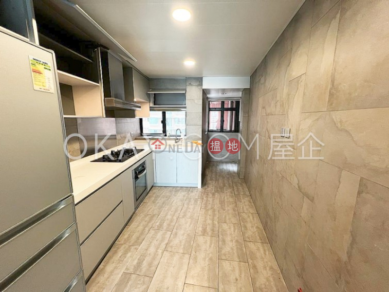 Rare 3 bedroom with parking | Rental, Dynasty Court 帝景園 Rental Listings | Central District (OKAY-R13748)