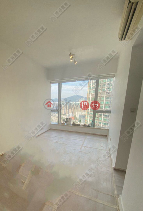Two bedrooms and one apartment in The Cullinan Star Sky | The Cullinan Tower 21 Zone 5 (Star Sky) 天璽21座5區(星鑽) _0