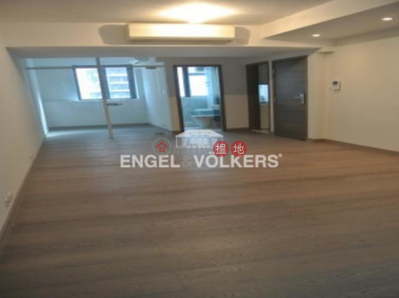 Property Search Hong Kong | OneDay | Residential | Sales Listings 1 Bed Flat for Sale in Central Mid Levels