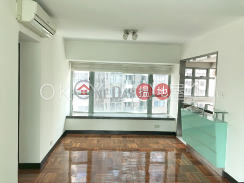 Gorgeous 3 bedroom in Mid-levels West | Rental | Casa Bella 寶華軒 _0