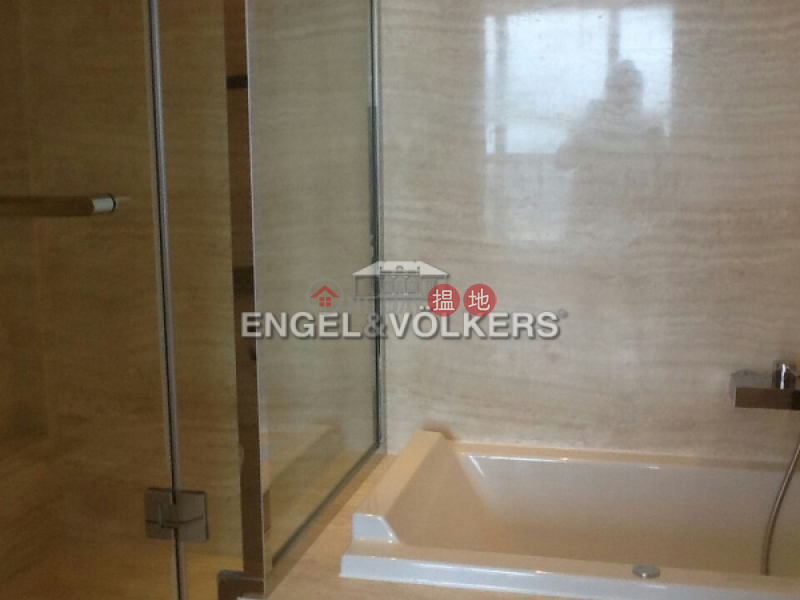 3 Bedroom Family Flat for Sale in Wong Chuk Hang | Marinella Tower 9 深灣 9座 Sales Listings