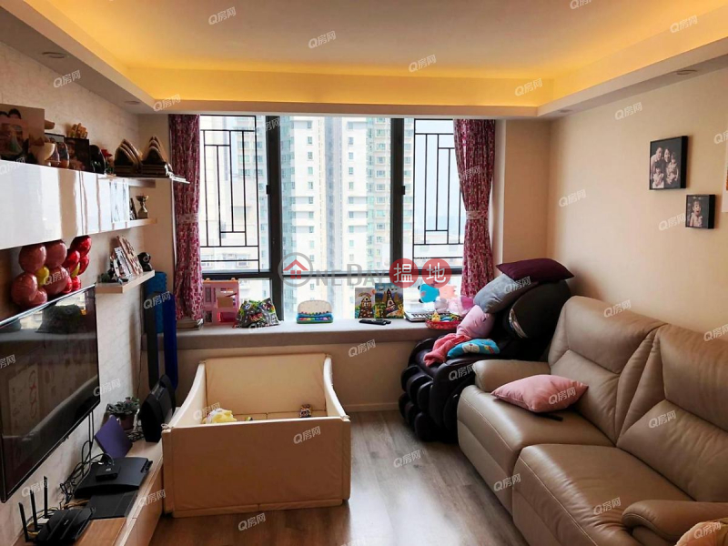 HK$ 19.8M, Winsome Park, Western District Winsome Park | 3 bedroom Mid Floor Flat for Sale
