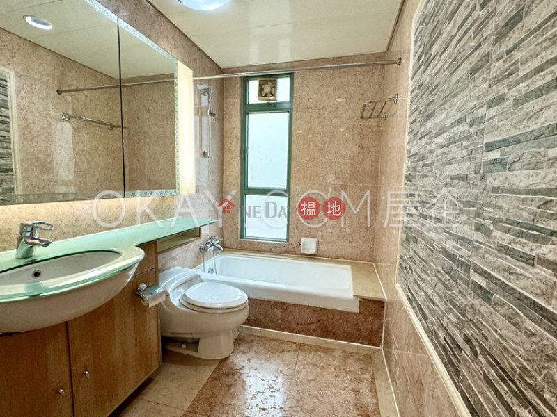 Unique 3 bedroom with terrace | For Sale, Discovery Bay, Phase 9 La Serene, Block 2 愉景灣 9期 海藍居 2座 Sales Listings | Lantau Island (OKAY-S15230)