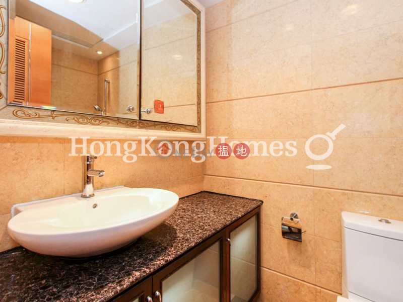 Property Search Hong Kong | OneDay | Residential Rental Listings | 3 Bedroom Family Unit for Rent at The Arch Sky Tower (Tower 1)