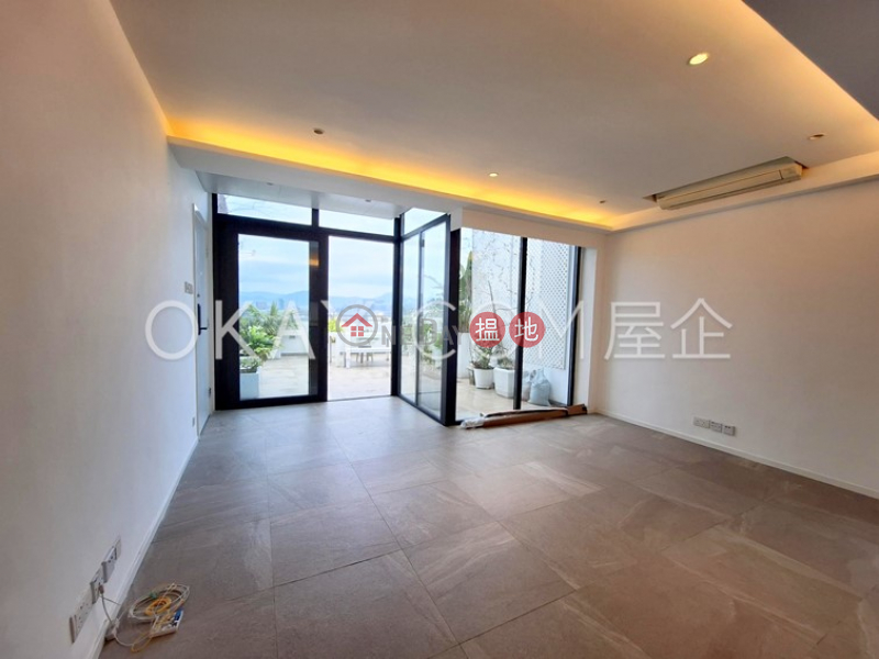 HK$ 66,000/ month, Kingston Building Block B Wan Chai District | Stylish 2 bedroom on high floor with terrace | Rental