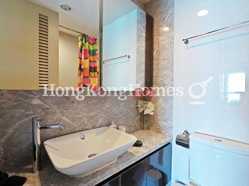 Property Search Hong Kong | OneDay | Residential | Rental Listings | 3 Bedroom Family Unit for Rent at The Sail At Victoria